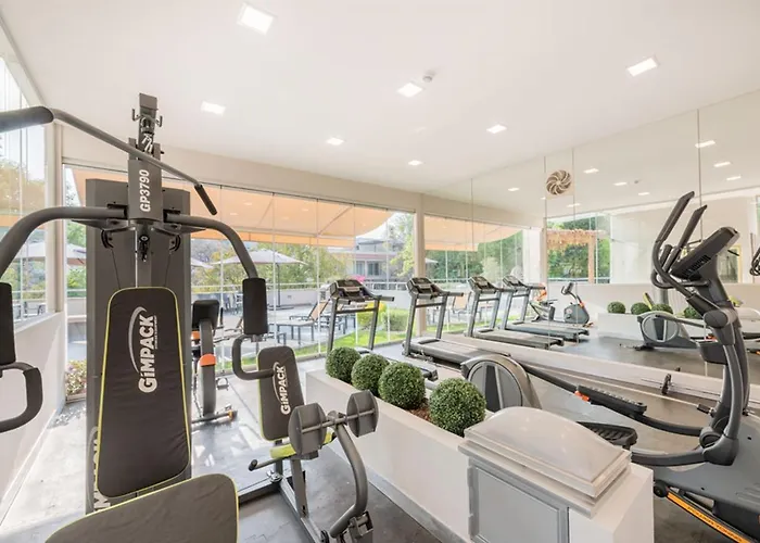Lamartine 619 Residencial Aparthotel 5*