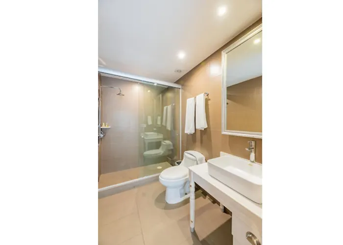 Aparthotel Lamartine 619 Residencial 5*