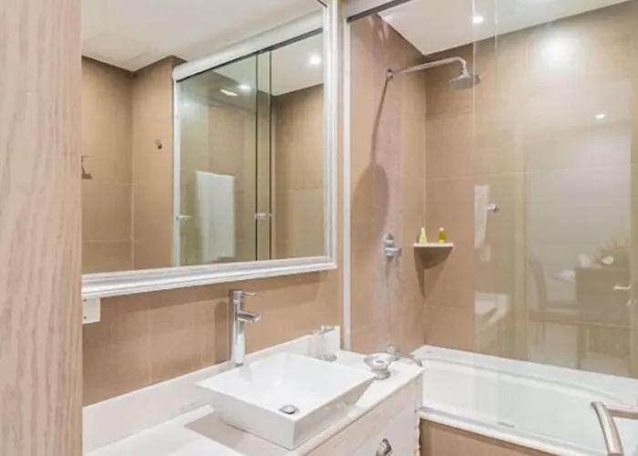 Lamartine 619 Residencial 5*